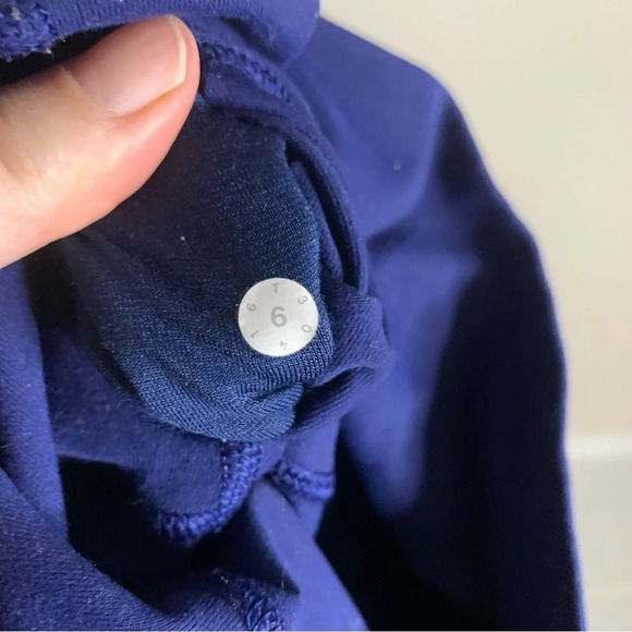 Lululemon Blue Mesh Panel Wunder Under Leggings  6 - Picture 3 of 11